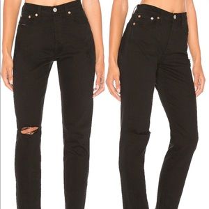 Levi’s black 24 straight leg Jean causal